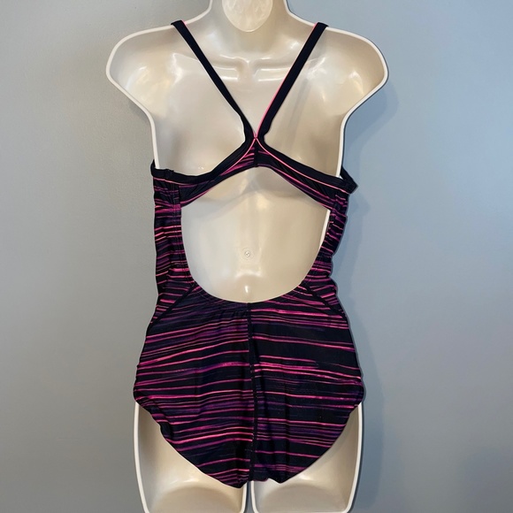 EUC Nike Racerback Black Hot Pink Striped One Piece Swimsuit Size 14 - Picture 4 of 4